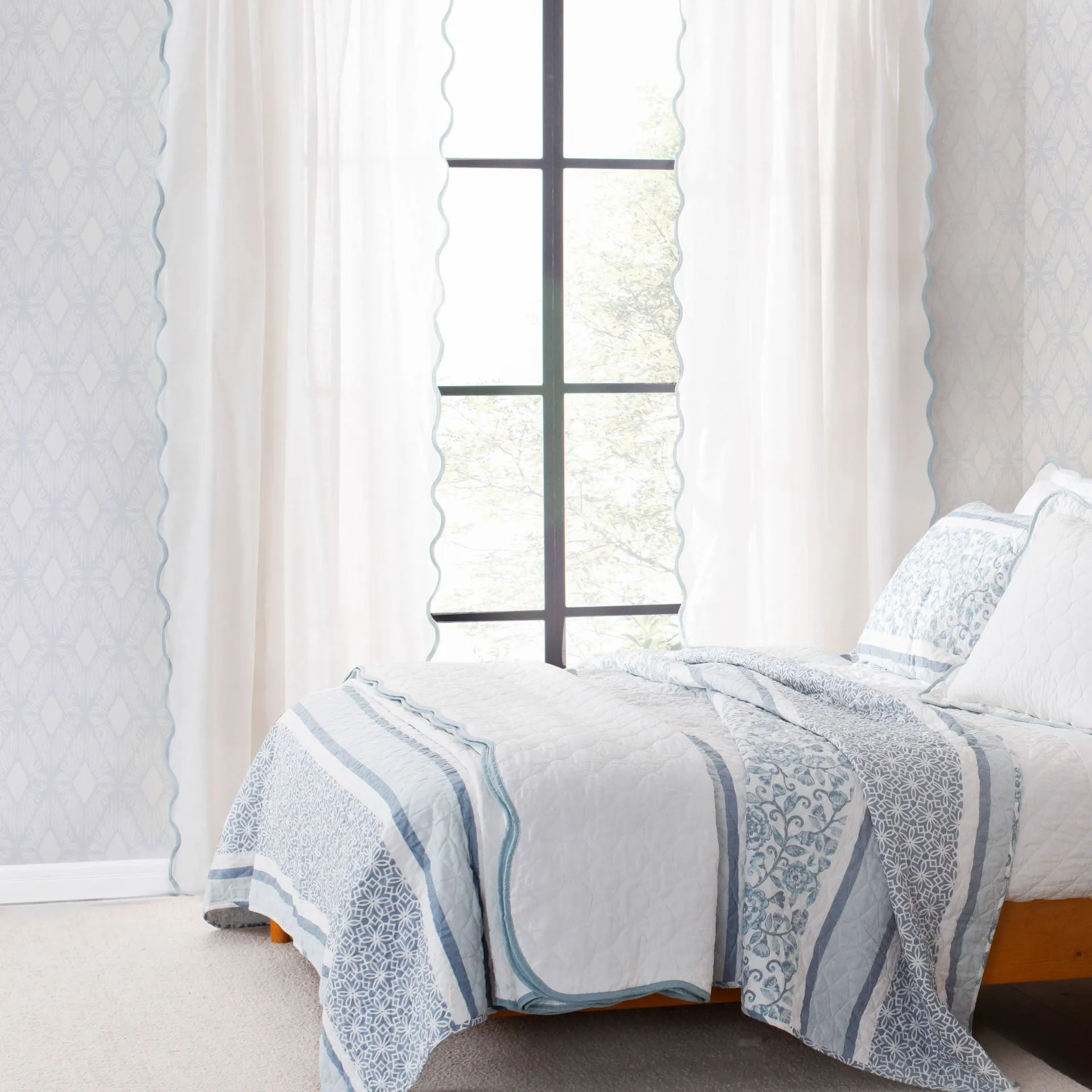 Coastal Chic Scalloped Edge Reversible Quilt 3 Piece Set