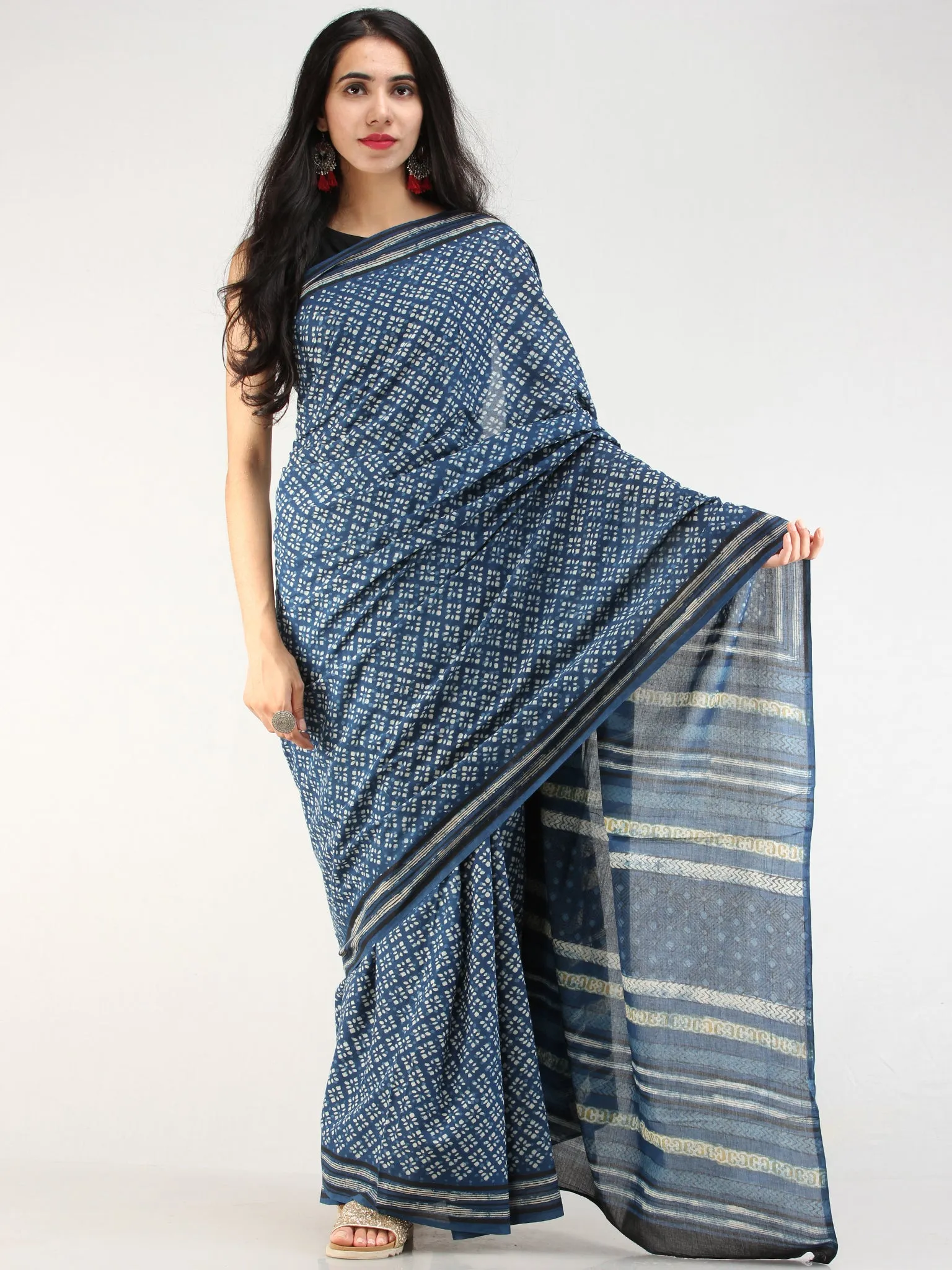 Indigo OffWhite Hand Block Printed  Cotton Mul Saree - s031704544