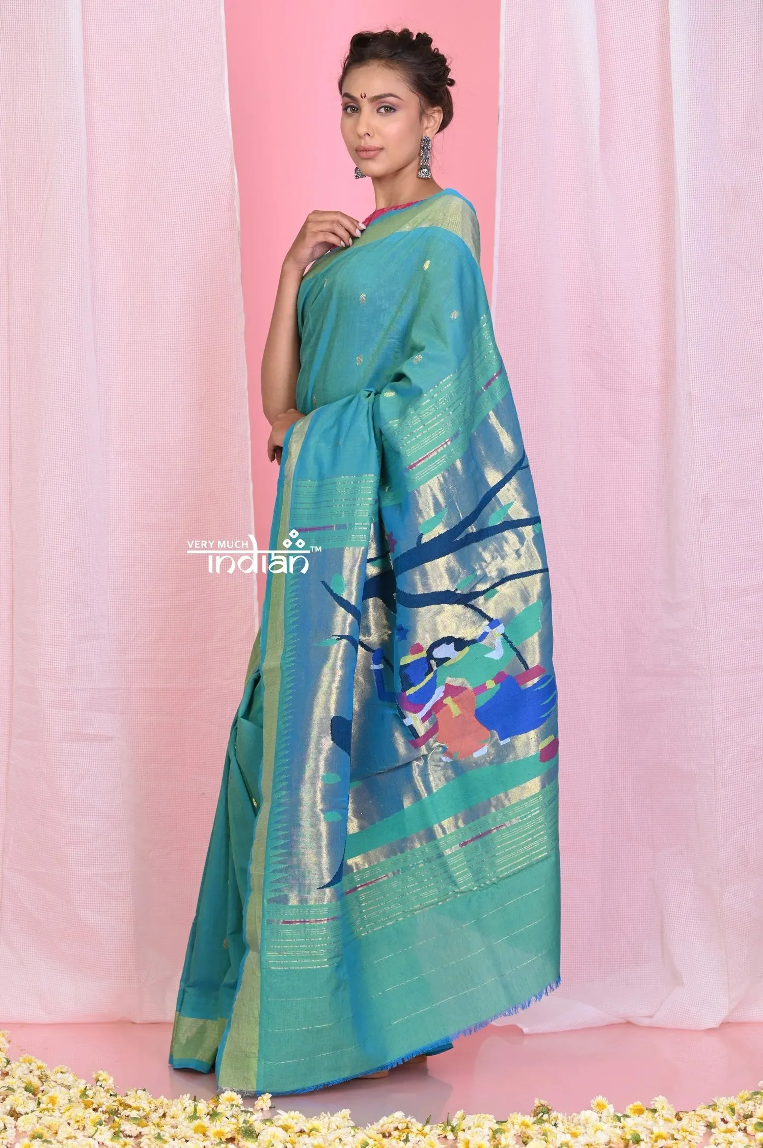 Pehal~Traditional Dual Tone Turqoise Blue Cotton Paithani with Traditional Radha Krishna Pallu