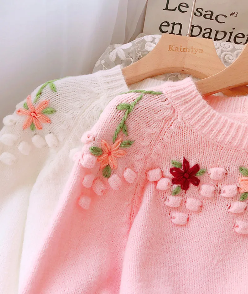 Sweet Flowers Long Sleeve Sweater       S4375